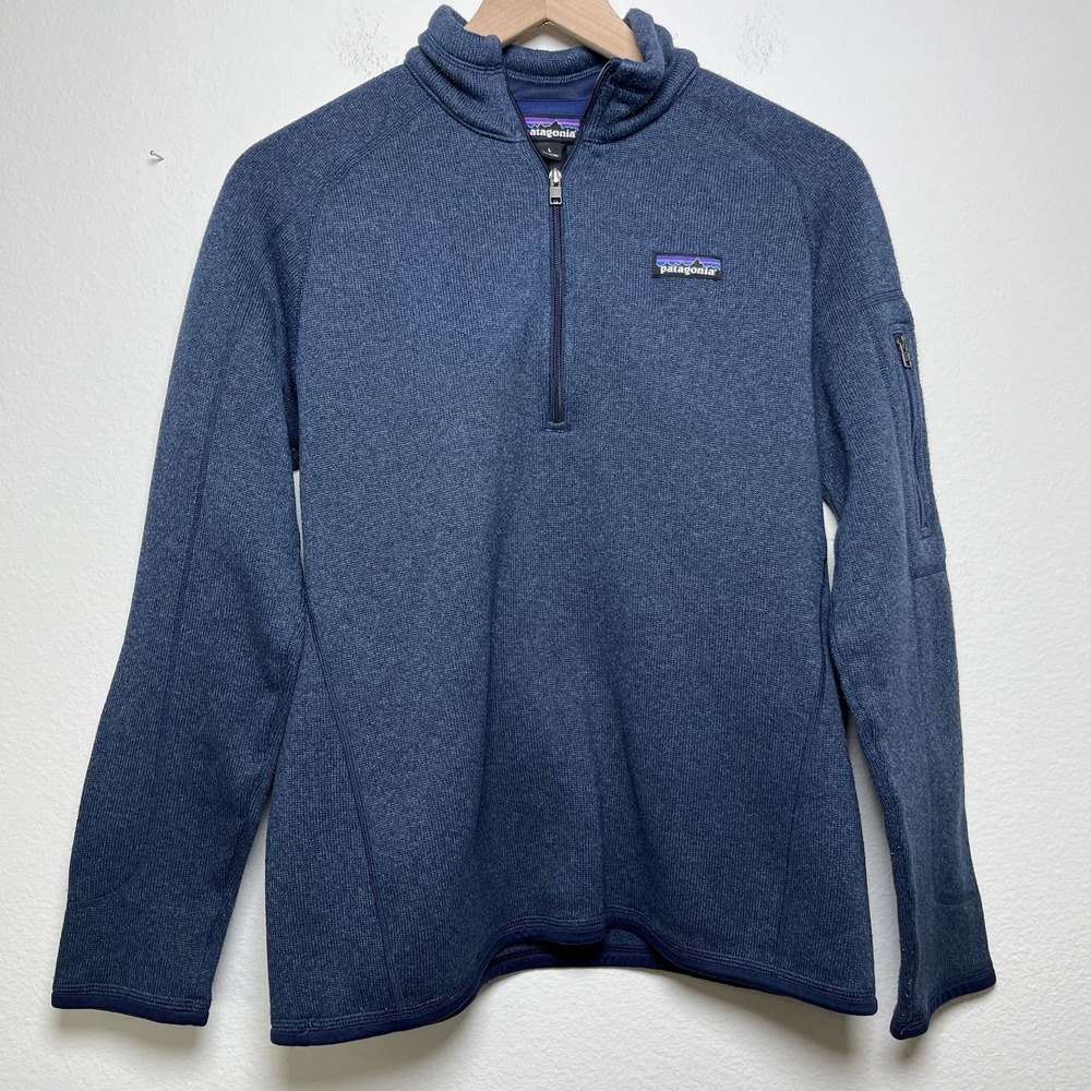 Patagonia Women’s Navy Half-Zip Fleece Pullover